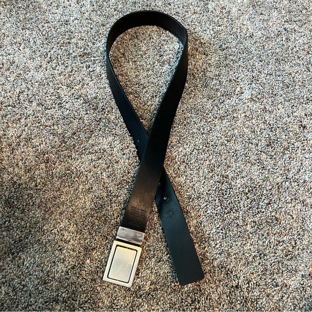 Calvin Klein Women’s Black Belt w/ Silver Hardware Size 34 Genuine Leather